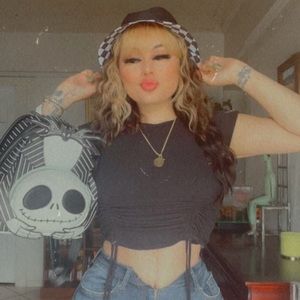 Meet your Posher, Chendy